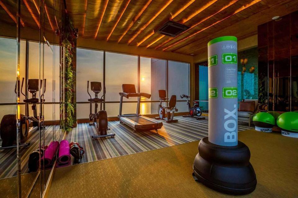 The Riviera Jomtien Studio Sea View High Floor Apartment Exterior photo